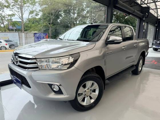 TOYOTA HILUX 2.8 SRV 4X4 CD 16V DIESEL 4P AUTOMÁTICO